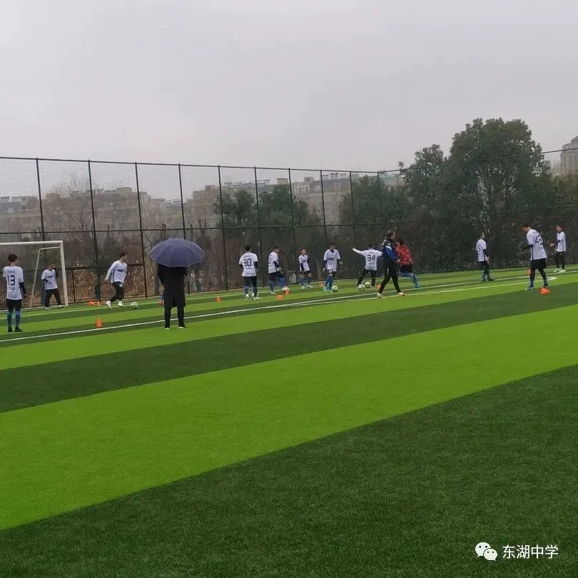如何在比赛中发现和发展球员潜力_1